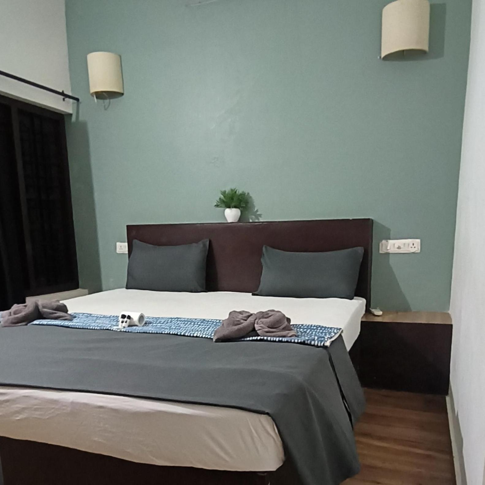 Mad About Coco Yoga & Beach Retreat Varkala Exterior photo